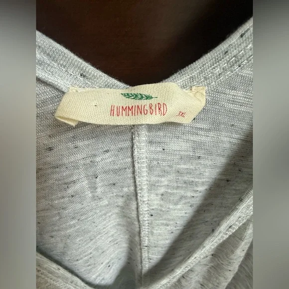 NWOT Hummingbird Plus Gray V-Neck Top with Long Sheer Embroidered Sleeves - Picture 4 of 10